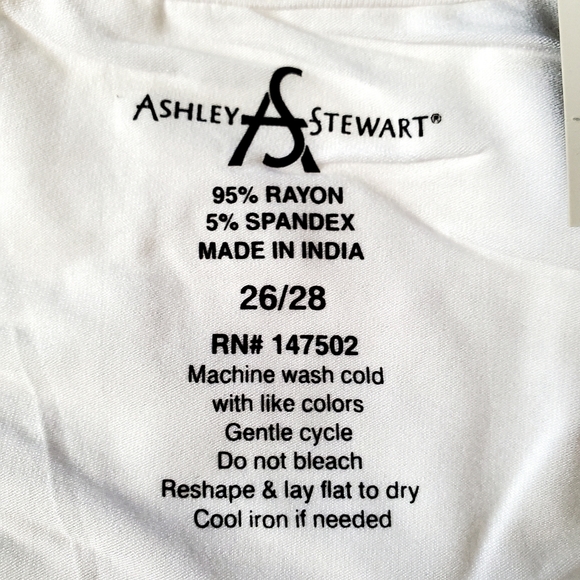 FASHION ICON ☆ LEOPARD FABRIC BOW ☆ GRAPHIC TEE ☆ NWT - Picture 8 of 10